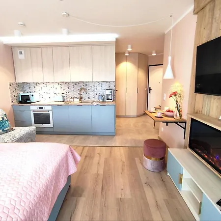 Koralove Romantyczny Z Kominkiem Apartament